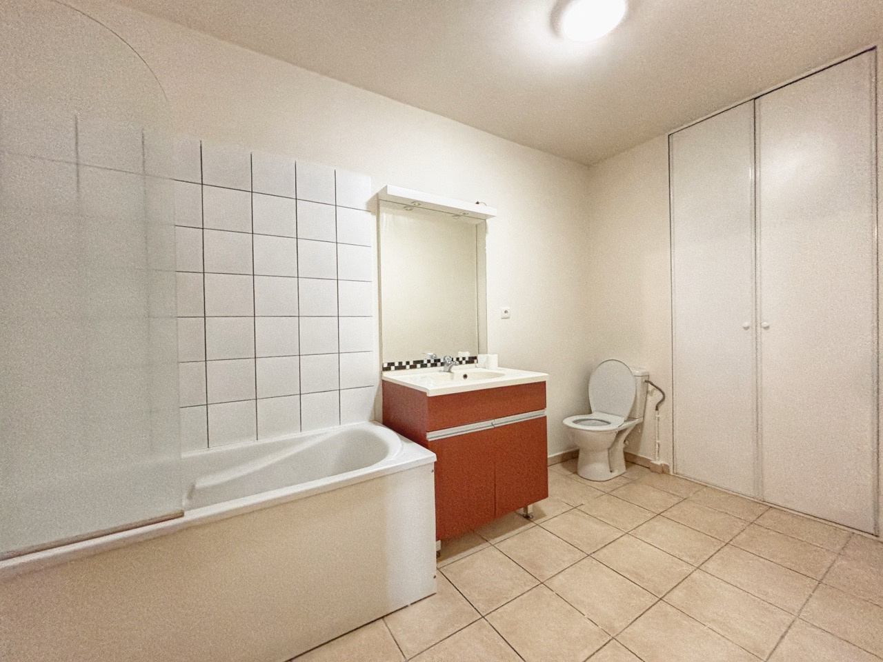 SAINT DENIS (MONTGAILLARD) (REUNION) - T2 RDC LIBRE
