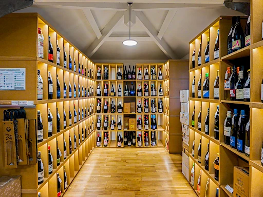 SAINT PAUL (QUARTIER FLEURIMONT) (LA REUNION) - LOCAL COMMERCIAL CAVE A VINS + ATELIER