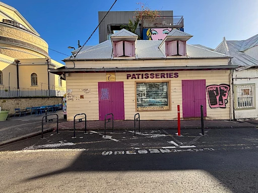 CARRE CATHEDRALE - RARE - Local commercial
