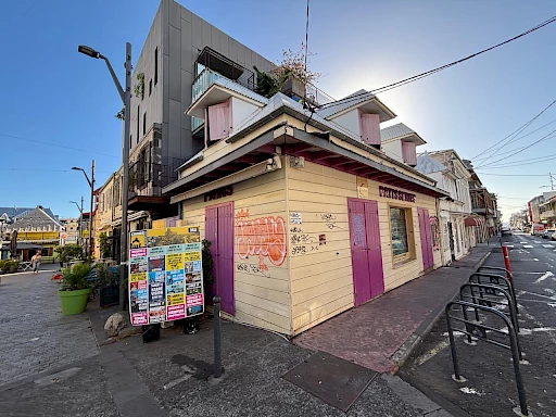 CARRE CATHEDRALE - RARE - Local commercial