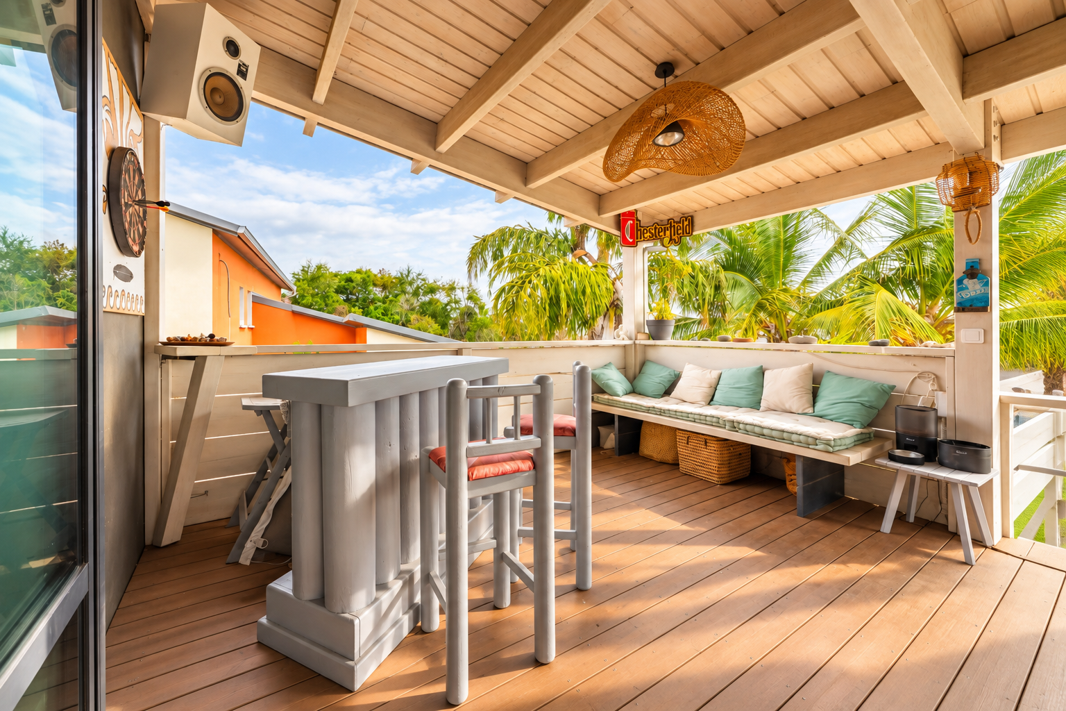TROIS BASSINS (LA REUNION) - VILLA DE CHARME T4 AVEC PISCINE + DEPENDANCE