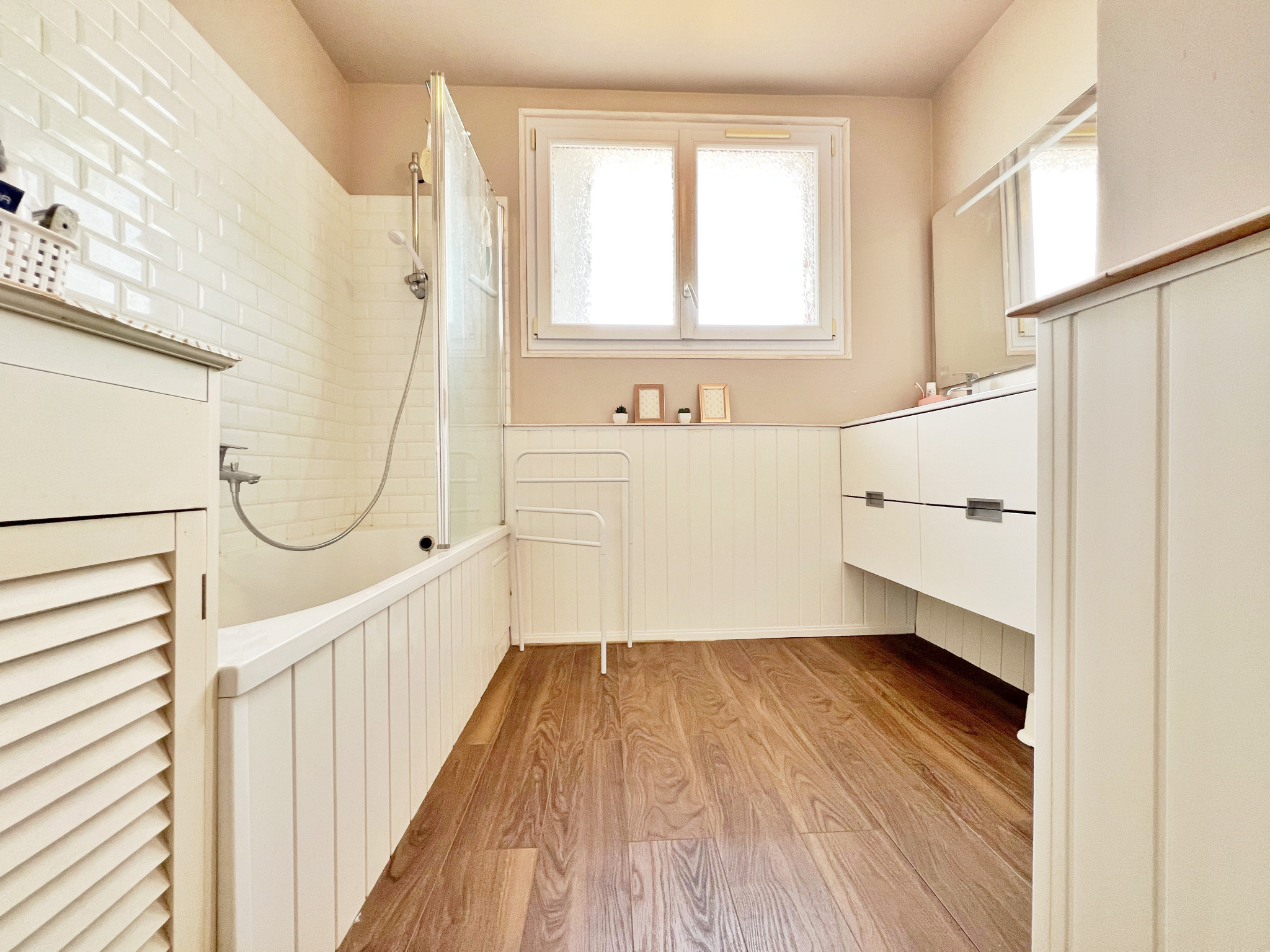 NIORT (proche avenue de la rochelle ) - MAISON T4 - 86m2 avec garage et jardin