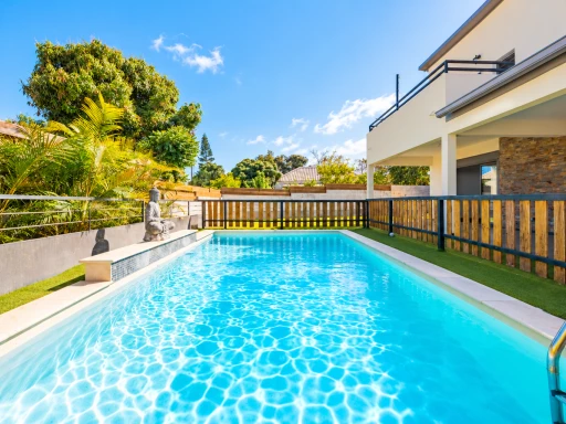 VILLA T4 AVEC PISCINE A LA POSSESSION (LA REUNION)