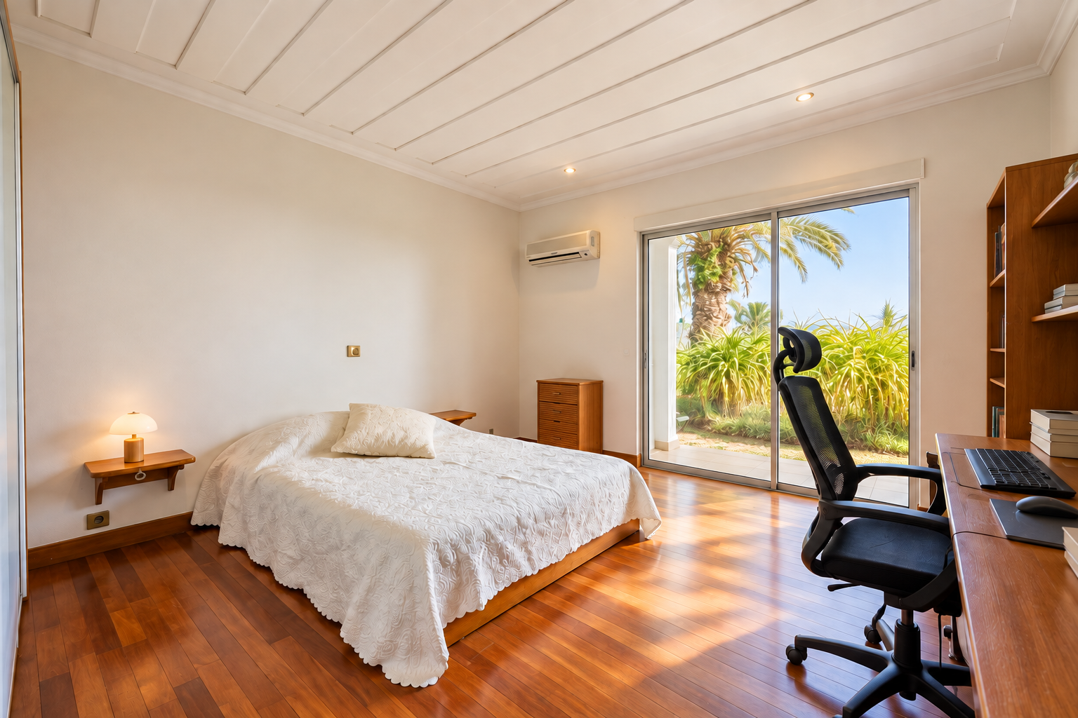 ENVIRONNEMENT ET VUE INCROYABLE MAISON DE 225 m2 A LA POSSESSION